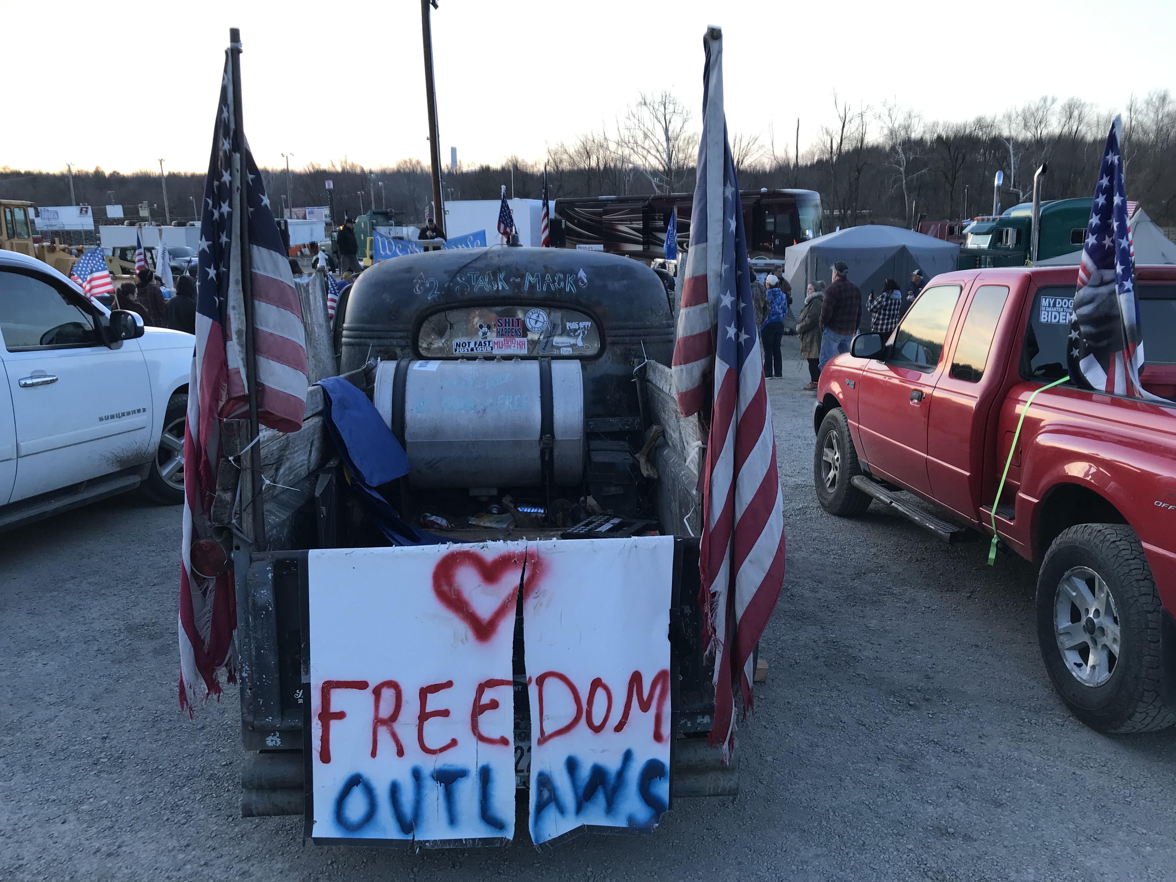 EF455956-7B00-4D42-91A3-4221020970F8